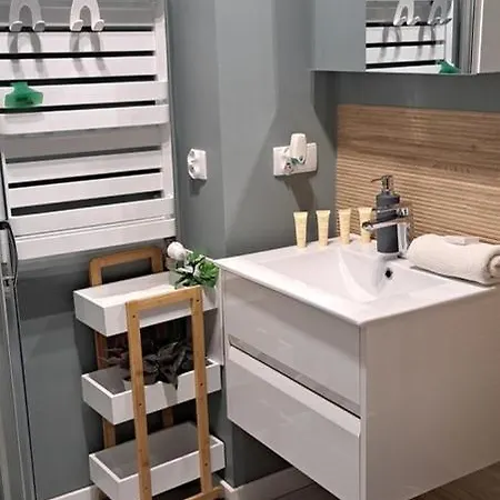 Family -64 M2 - Odrzanska By Renters Appartement Wrocław